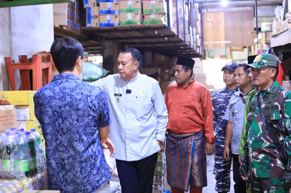 Wabup Meranti, Muzamil Baharudin monitor ketersediaan bahan pokok