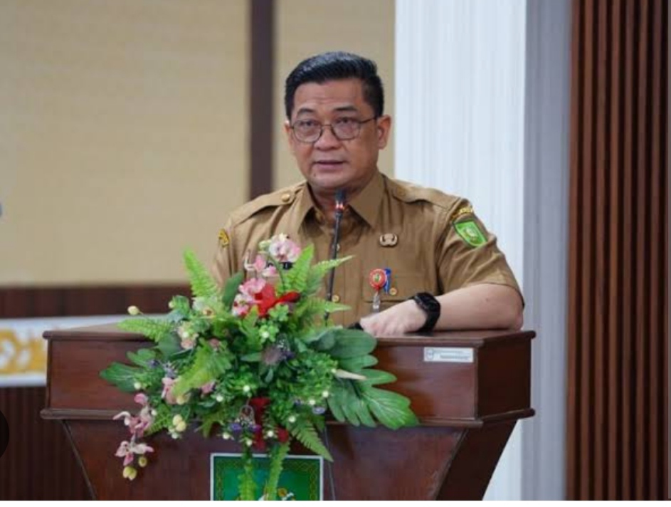 Sekdaprov Riau, Syahrial Abdi