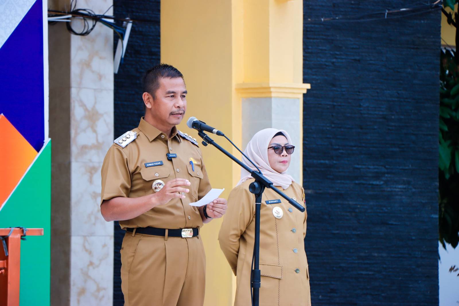 Bupati Kampar Ahmad Yuzar bersama Wabup Dr Misharti