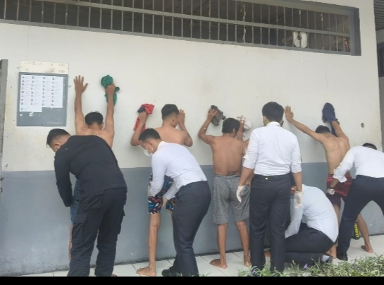 Kalapas Tegaskan Saat Razia Kamar Hunian, Jika Ditemukan Barang Terlarang Akan Diproses dan Disita