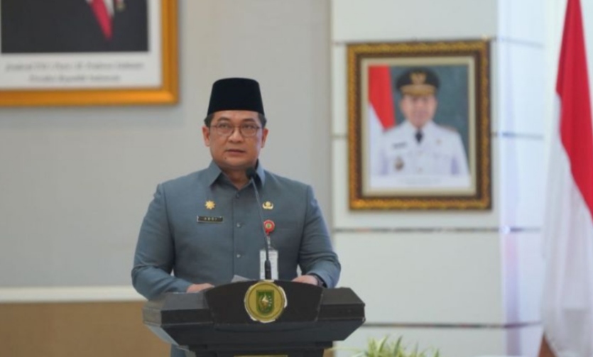 Sekdaprov Riau, Syahrial Abdi