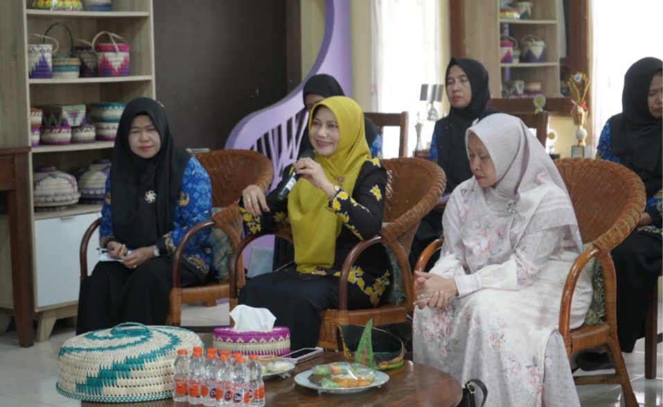 Ketua Dekranasda Inhil Katerina Susanti Herman dalam arahannya
