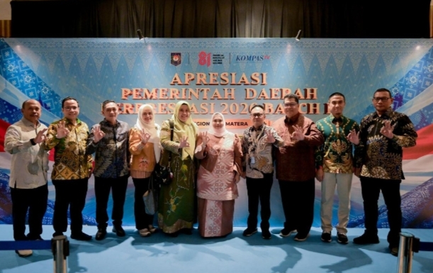 Perkuat Sinergi Pemerintah Pusat dan Daerah se-Sumatera Bupati Kasmarni Ikuti Rakornas di Batam