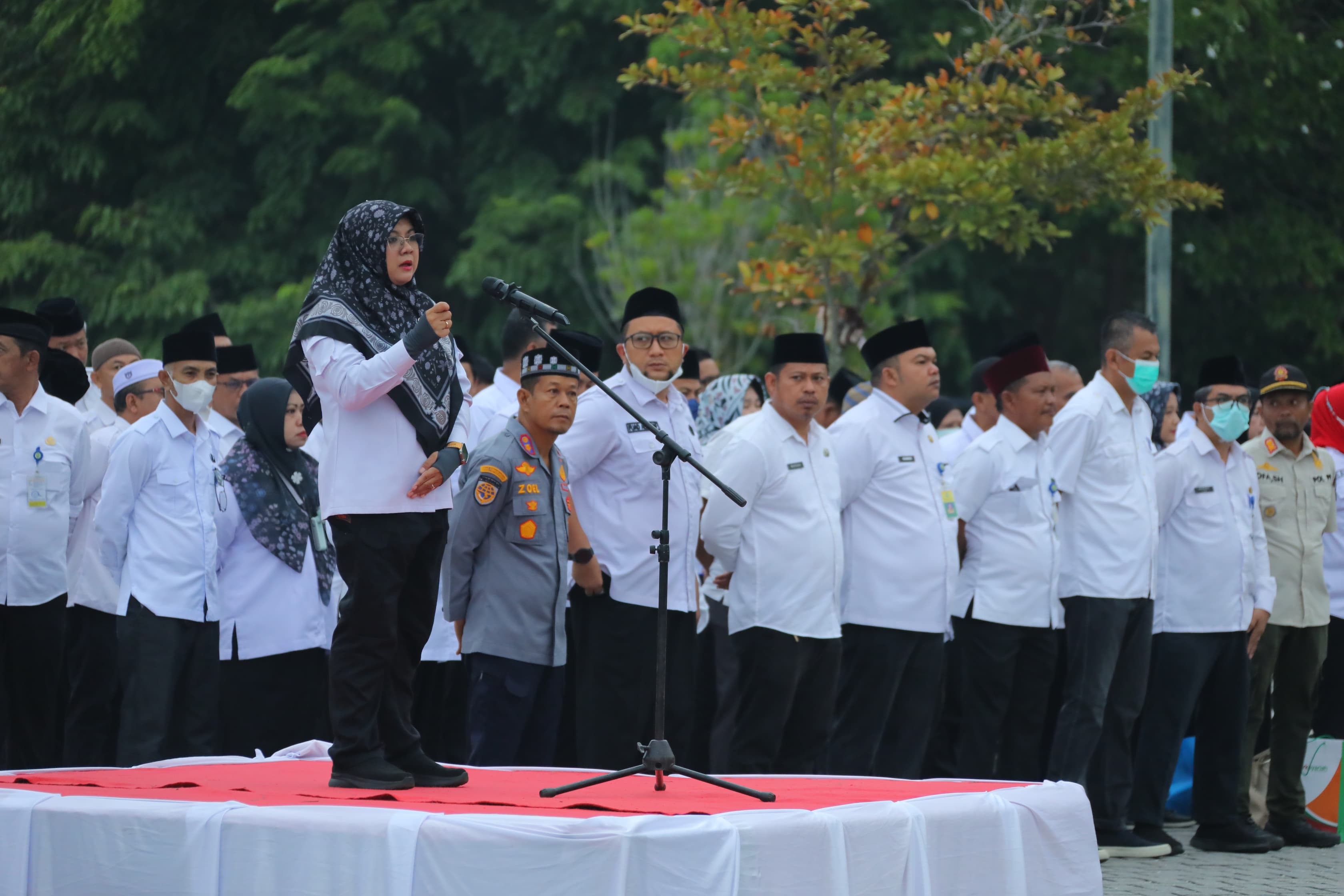 Bupati Siak Afni Z