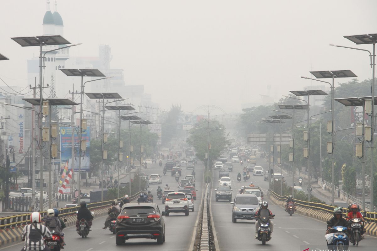 Kabut asap akibat karhutla di Kalimantan