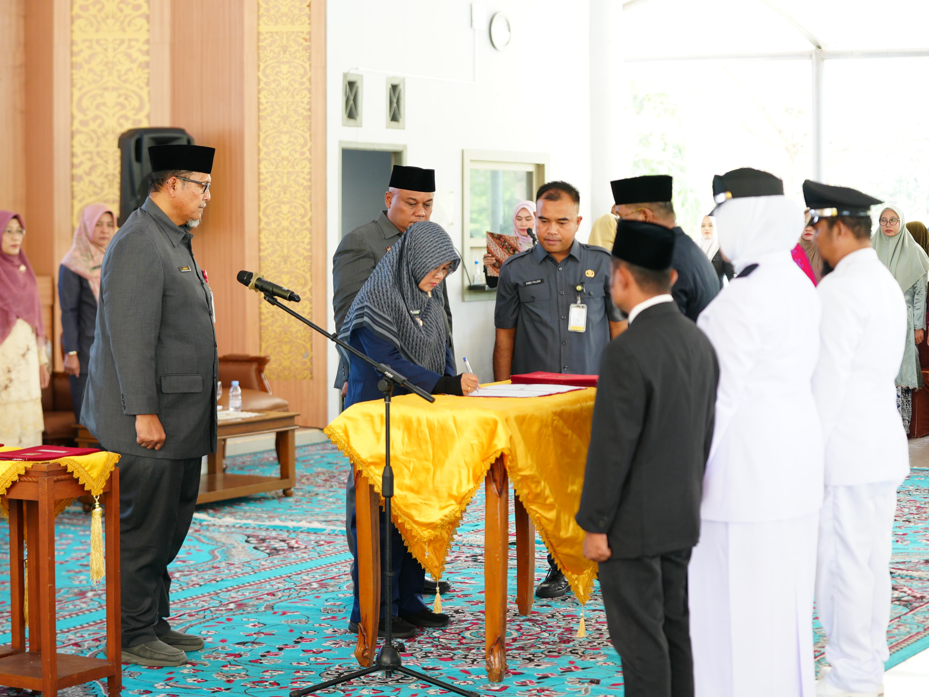 Pelantikan pejabat di lingkungan Pemkab Siak