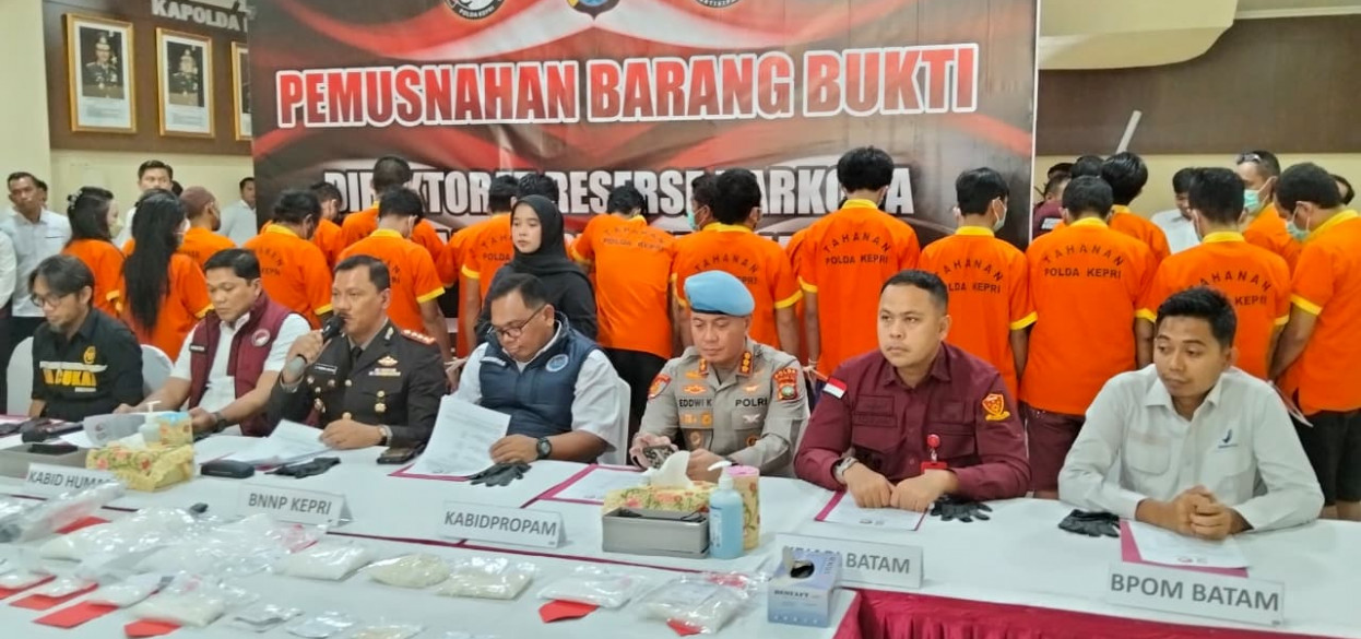 Keterangan pers kasus tindak pidana narkoba di Kepri
