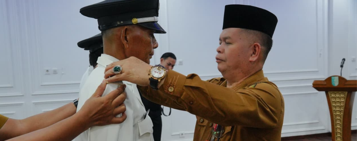Pelantikan sejumlah Kades di Kuansing